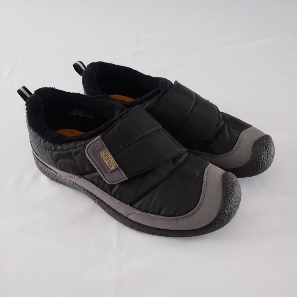 Keen Black & Gray Howser Wrap Slip On Shoes Big kids size 7 cozy waterproof